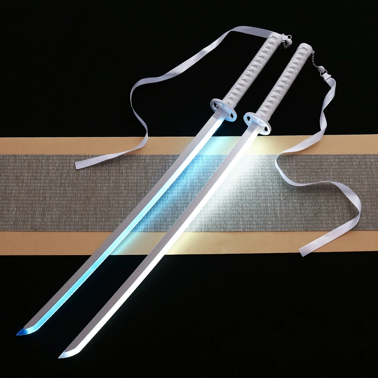 40inch Glow Bleach Katana Led  - Cosplay Prop Dagger 评论和价格
